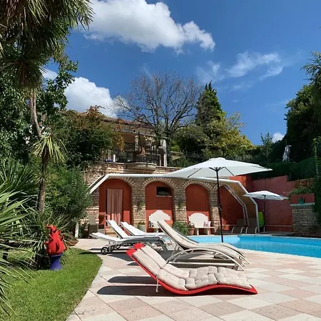 Villa Isidoro Ampio Parco, Piscina Privata, Arte E Giochi , Natura E Fitness *