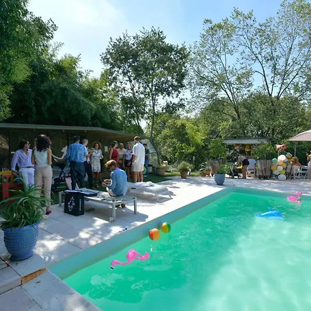 Isidoro Ampio Parco Piscina Privata, Arte E Giochi Fitness