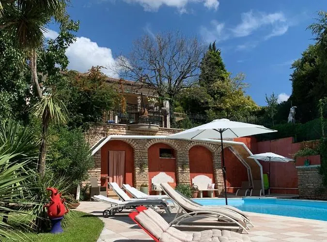 Villa Isidoro Ampio Parco ,piscina Privata, Arte E Giochi , Fitness *