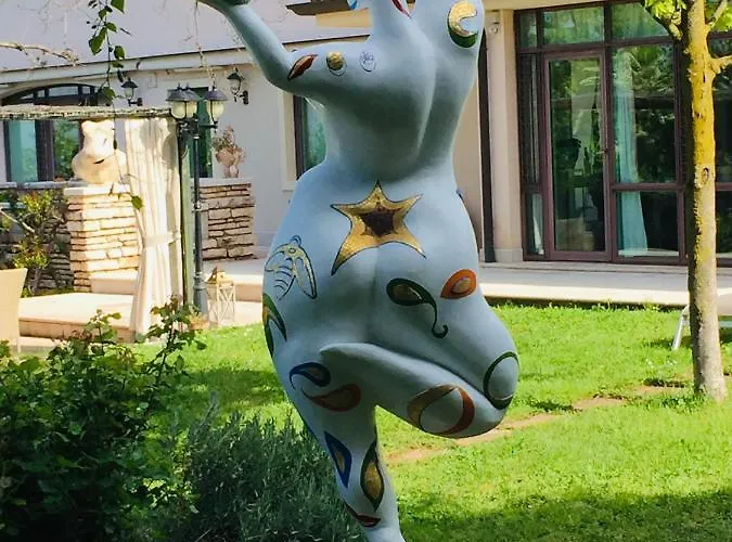 Isidoro Ampio Parco ,piscina Privata, Arte E Giochi , Fitness Verona