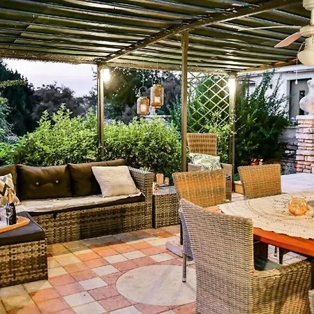 Villa Isidoro Ampio Parco ,Piscina Privata, Arte E Giochi , Fitness *